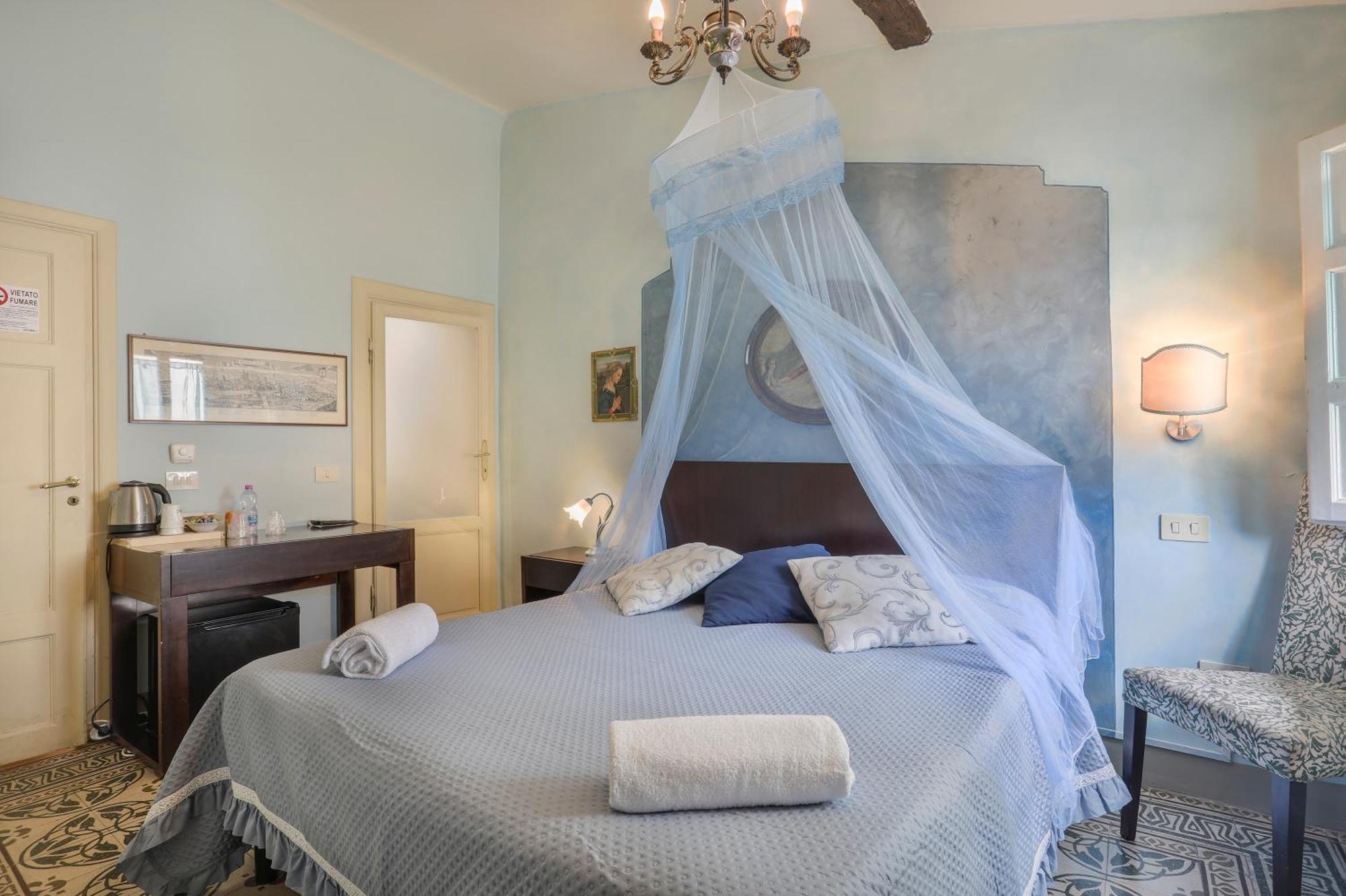 Antica Residenza Santa Chiara -City Center Lucca Eksteriør bilde