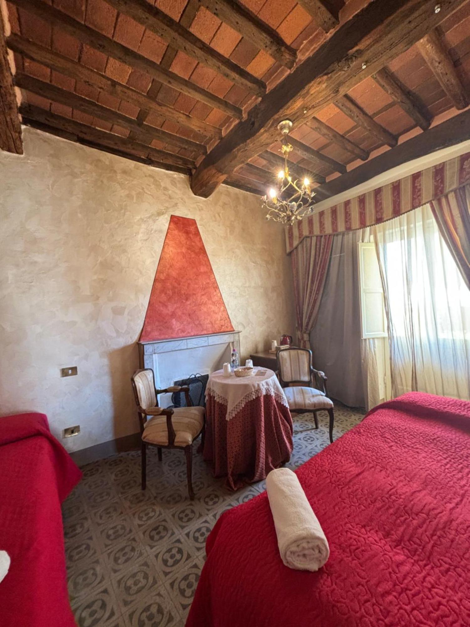Antica Residenza Santa Chiara -City Center Lucca Eksteriør bilde